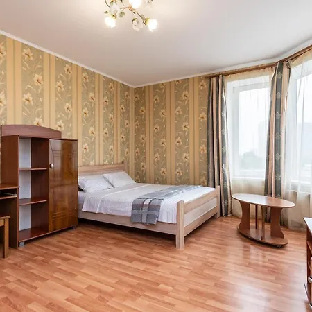 Комфортная Квартира На Метро Осокорки Kyiv Exterior photo