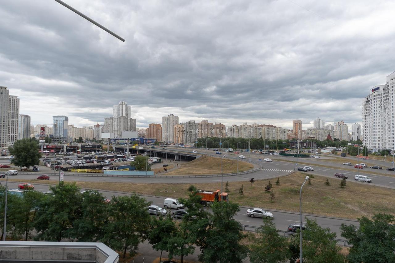 комфортная на метро осокорки Апартаменты Киев